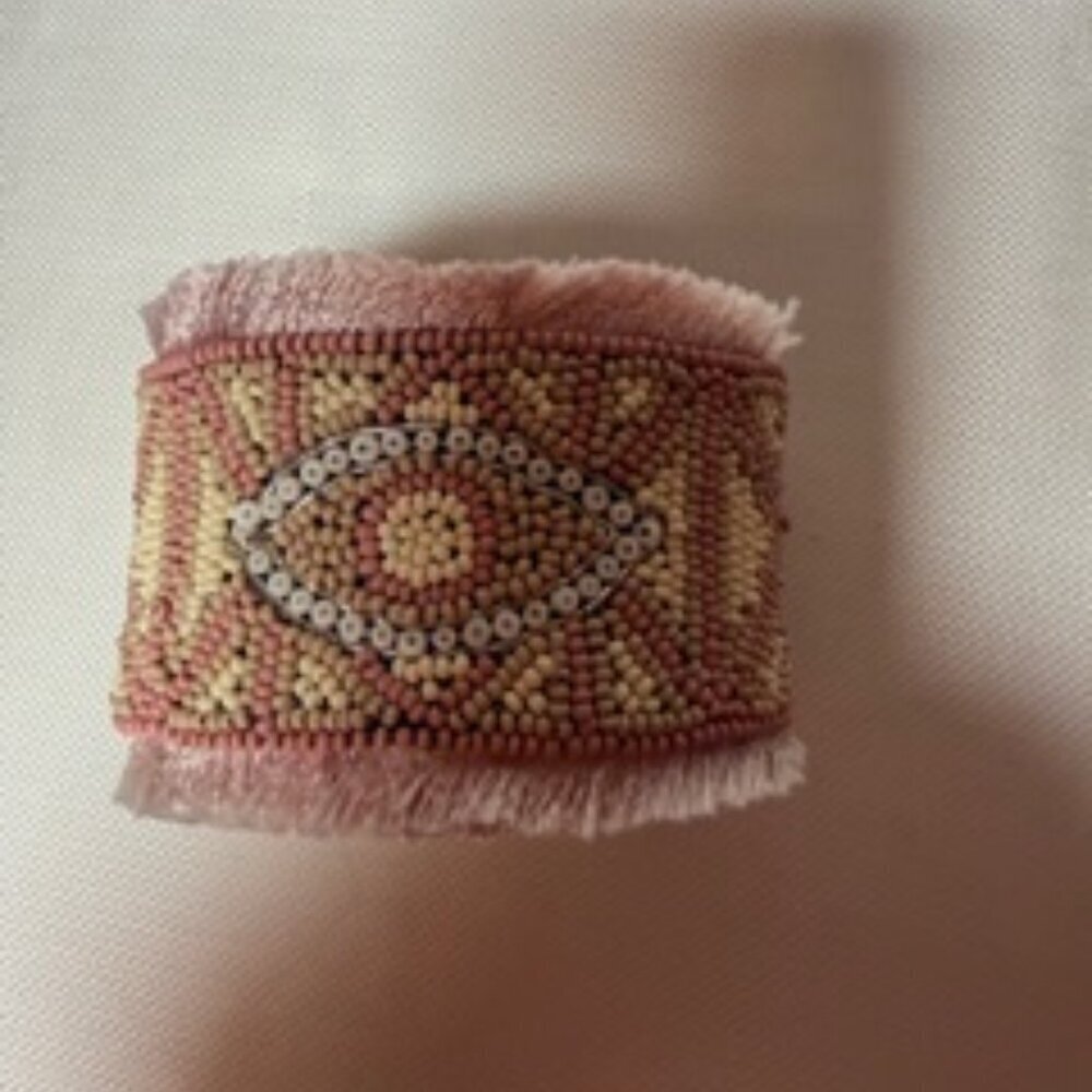 Gorgeous Pink & Tan Beaded Evil Eye Two Inch Cuff - Pristine Condition - Picture 4 of 8